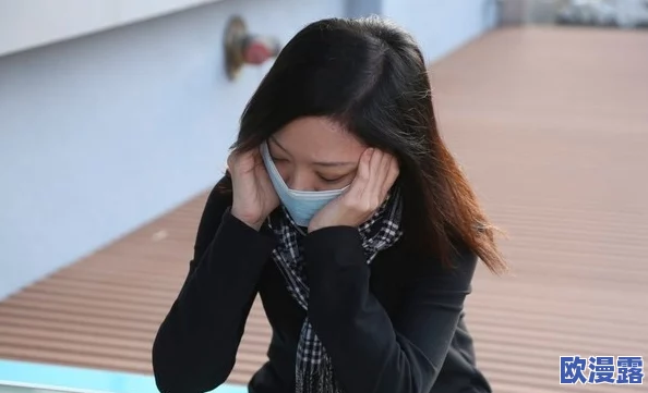 甜美姐姐居然在朋友家干了这种事,网友:难以置信! 甜美姐姐居然在朋友家干了这种事,网友:难以置信!