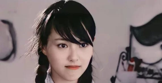 麻花mv：深入分析其独特的视觉风格和音乐元素对大众文化的影响与传承