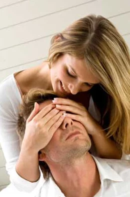 弄得好舒服 快 高潮了男男，激情瞬间引发的情感碰撞与身体交融让人欲罢不能