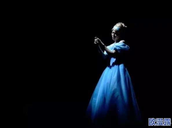 麻花传剧原创mv在线：全新音乐视频上线，带你领略精彩剧情与动人旋律的完美结合