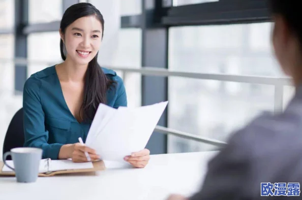 黑人巨鞭大战刘玥:分析其在社交媒体上的影响及文化现象的深层次探讨与反思 黑人巨鞭大战刘玥:分析其在社交媒体上的影响及文化现象的深层次探讨与反思