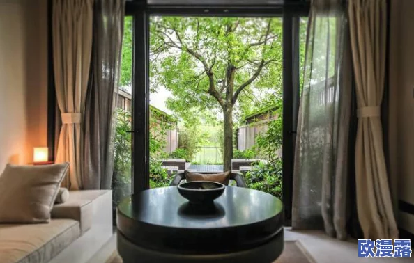 吕总 张津渝 落地窗酒店:网友热议这家新开酒店的设计与服务,纷纷表示期待亲自体验! 吕总 张津渝 落地窗酒店:网友热议这家新开酒店的设计与服务,纷纷表示期待亲自体验!